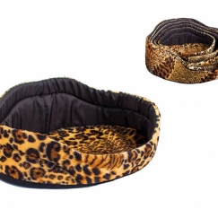 Oval bed for cats or dogs “Chip”
